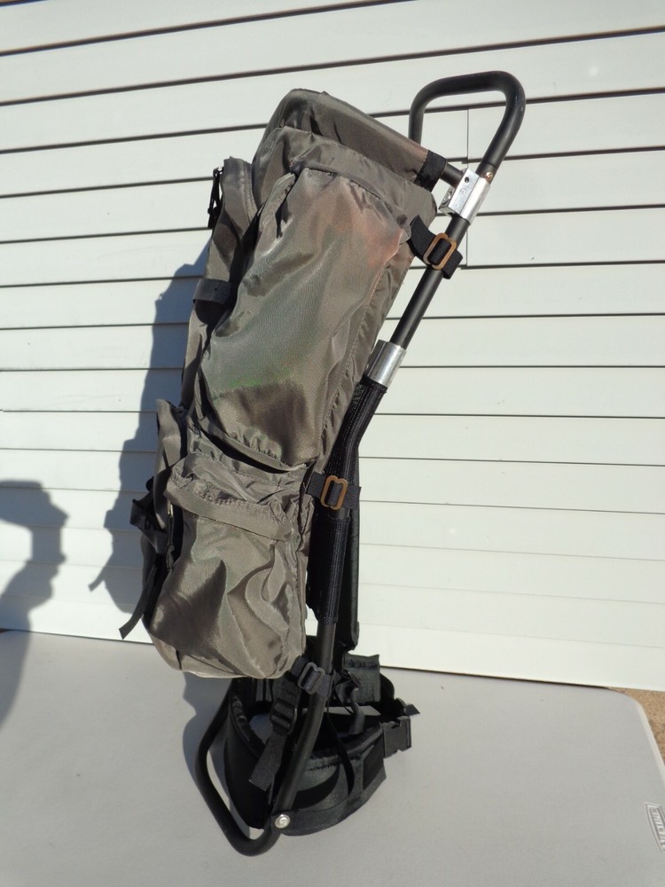 VINTAGE HIGH ADVENTURE HIKING EXTERNAL FRAME BACKPACK