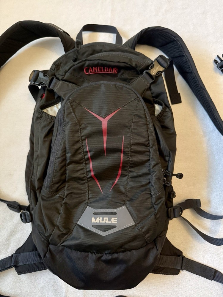 Camelbak M.U.L.E. Hydration Backpack Black/Red With Water Bladder 70oz.