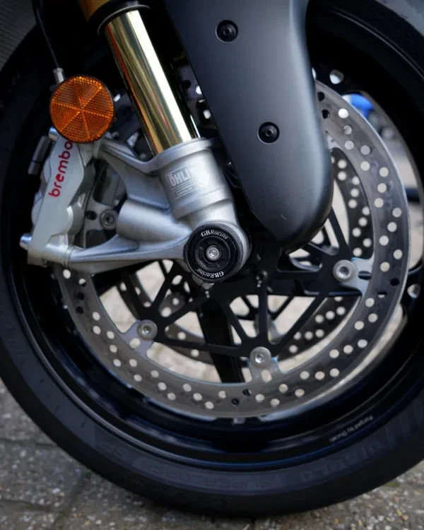 GB RACING Replacement Moulded Spindle Protector End