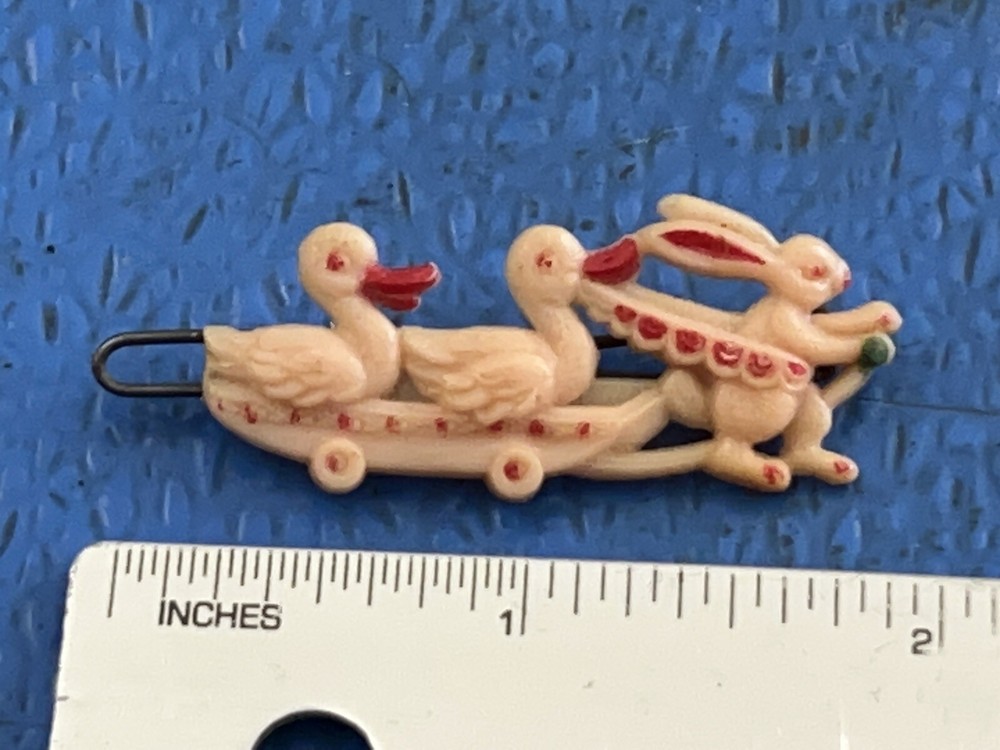 1950s PINK PLASTIC Ducks & Bunny HAIR BARETTE