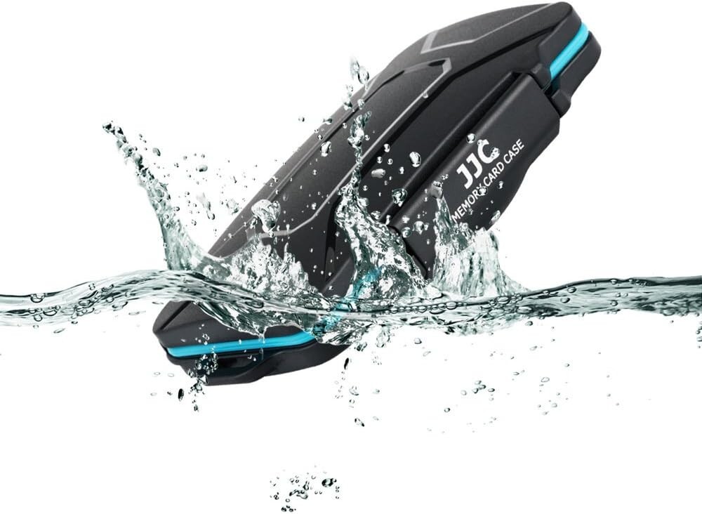 Multi-functional Memory Card Case - Waterproof - 27 Slots - USB 3.0 Card Reader