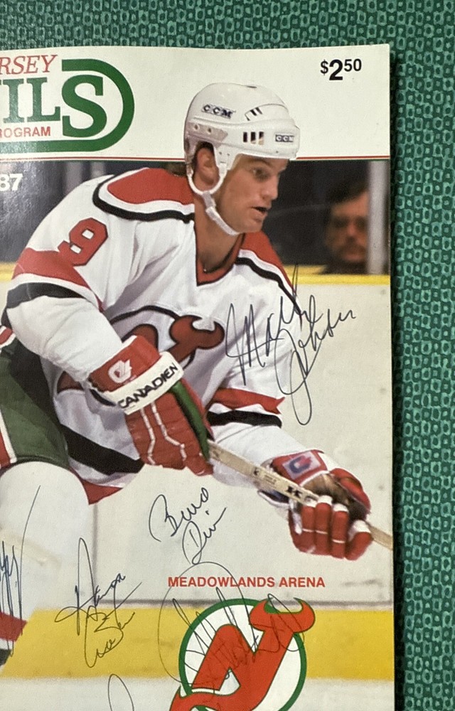 New Jersey Devils Program 1986/87 SIGNED By 7 Devils Players - JSA Certified