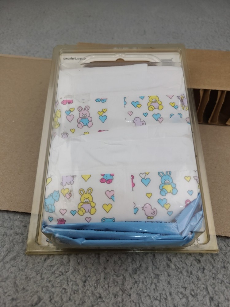 READ Pack Of 2 Plastic Diapers Large 22-37 Lbs