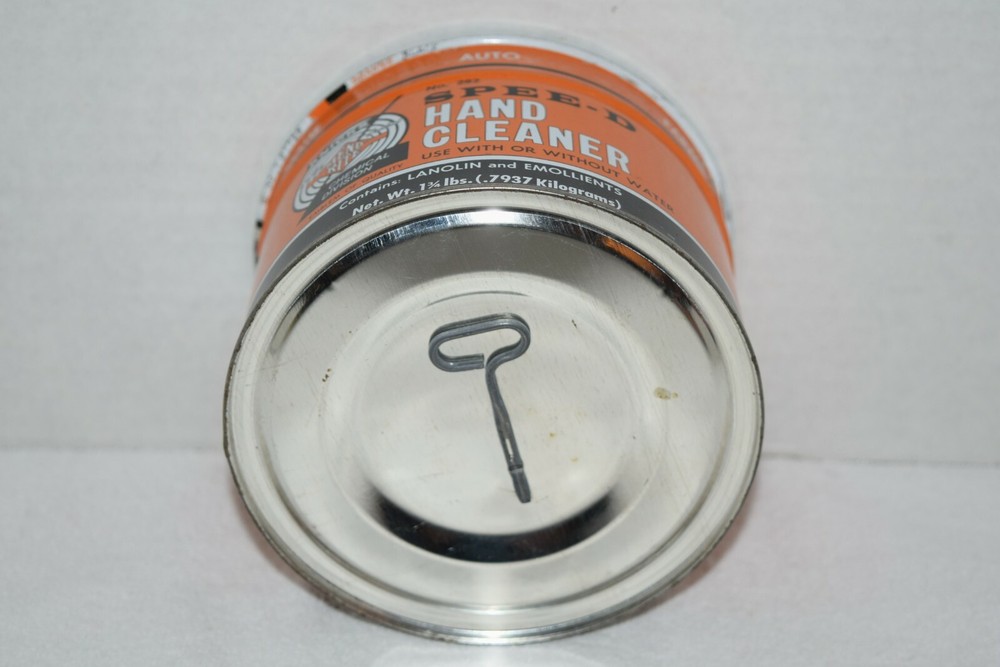 Collectible Knicks Mend Rite Spee-d Hand Cleaner Tin (B)