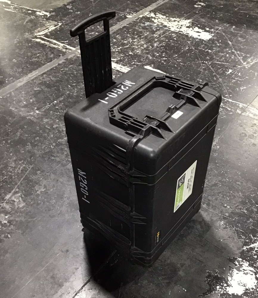 Martin M2GO Lighting Console kit with Pelican case