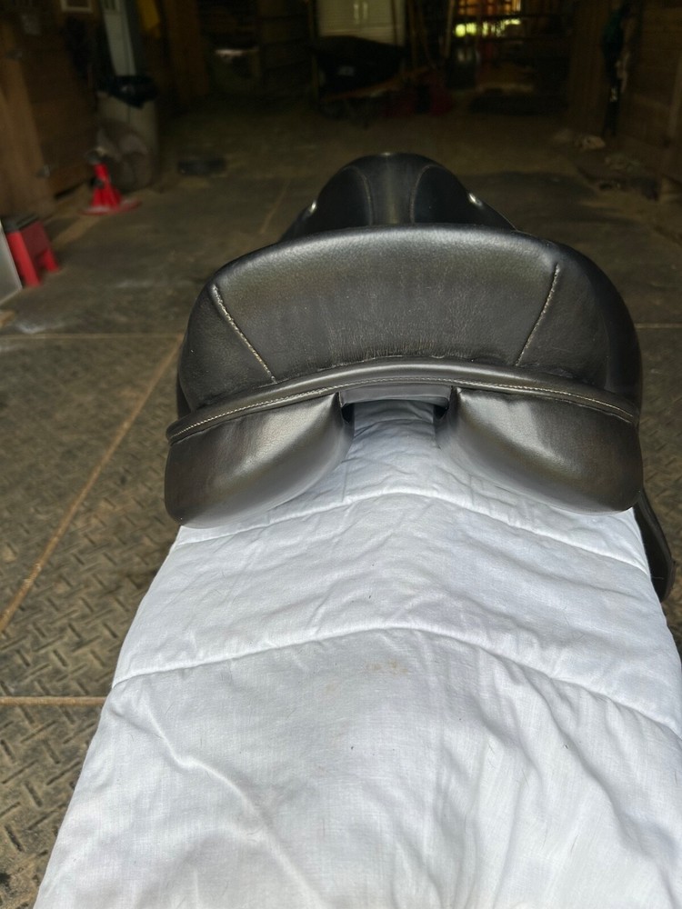 Stackhouse Monoflap Dressage Saddle -17.5 “ Medium
