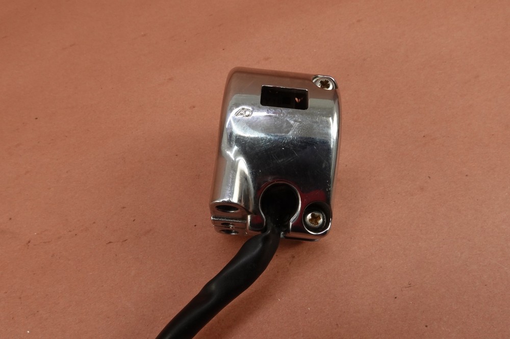 2005 05-07 VICTORY Hammer Right Handlebar Stop Start Kill Switch