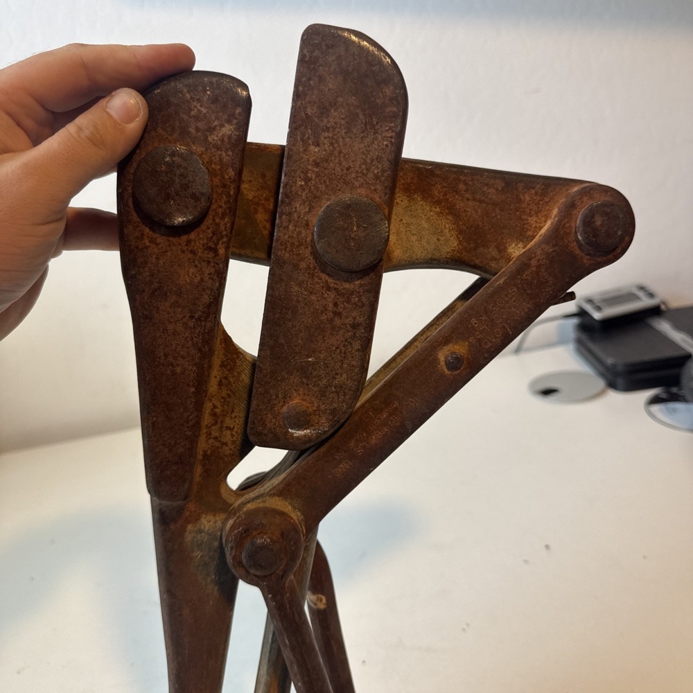 Klein Tools 1628-18 Grip Wire Cable Puller .75 - 1.00 Diameter 15000 Lbs