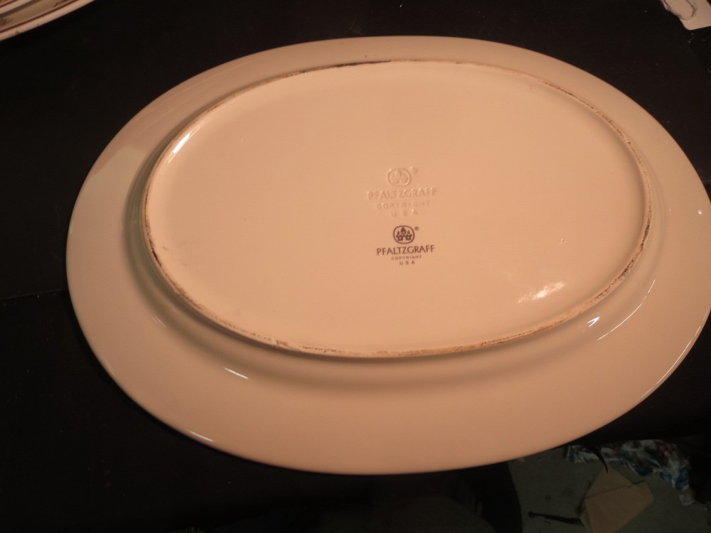 Pfaltzgraff Gatehouse 14-1/2" Oval Platter