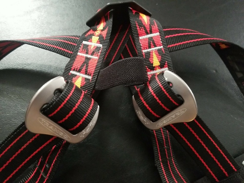 Trango Harness Junior Type B Size 18-23" 40kg Max Black/Red