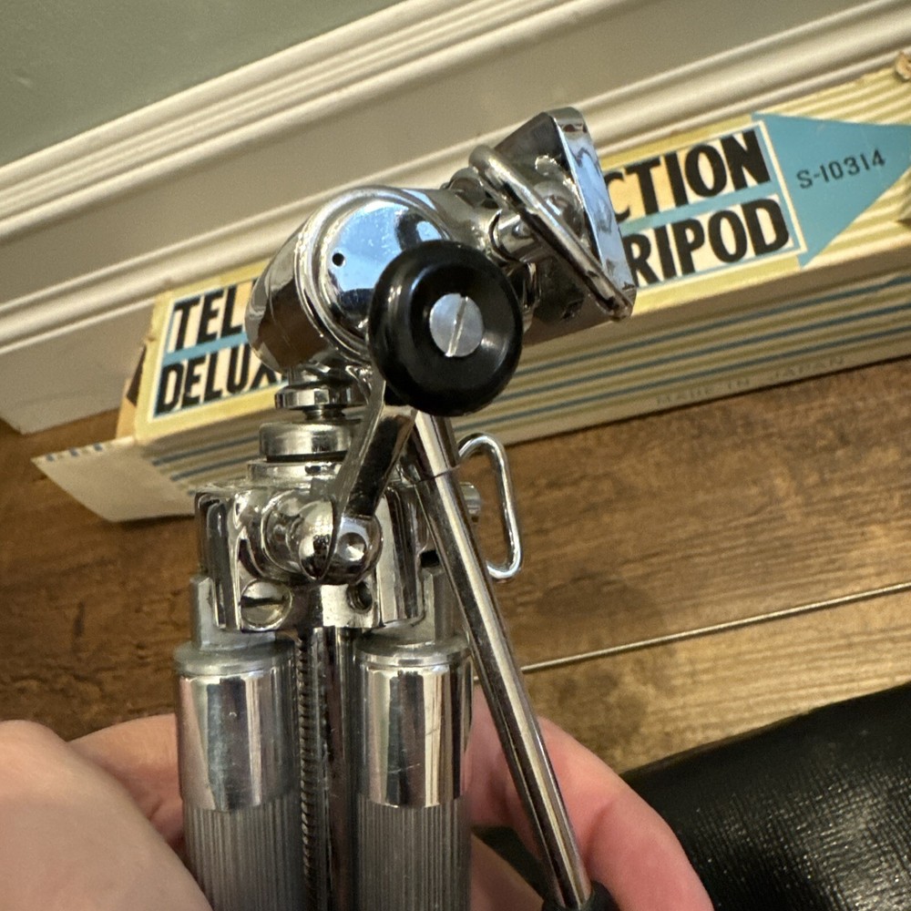 Telesar Nine Section Elevator Tripod Chrome w Case S-10314