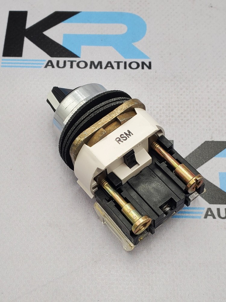 Surplus Pre-Owned Allen Bradley 800T-H2A Selector Switch