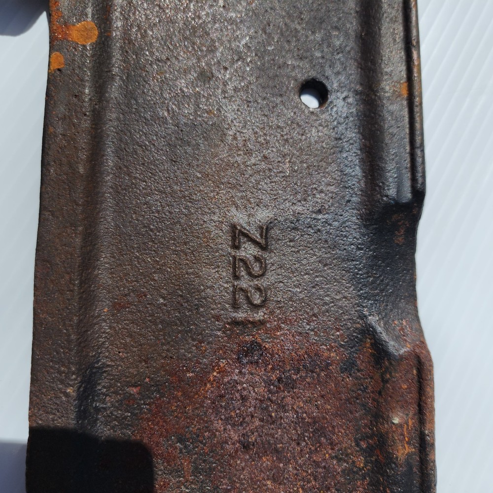 John Deere Cast Iron Toolbox Lid Z221