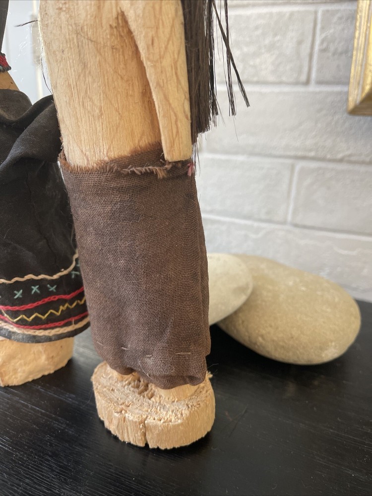 PERUVIAN SHIPIBO DOLL vintage traditional