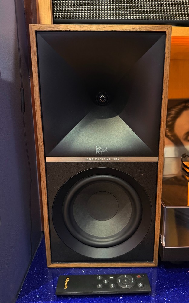 KLIPSCH The Sevens powered speakers (Walnut)
