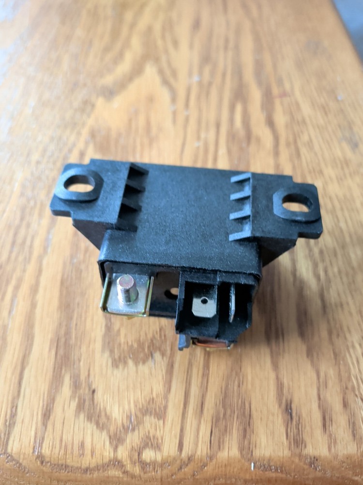 Authentic NOS Bosch 0332002150 power relay