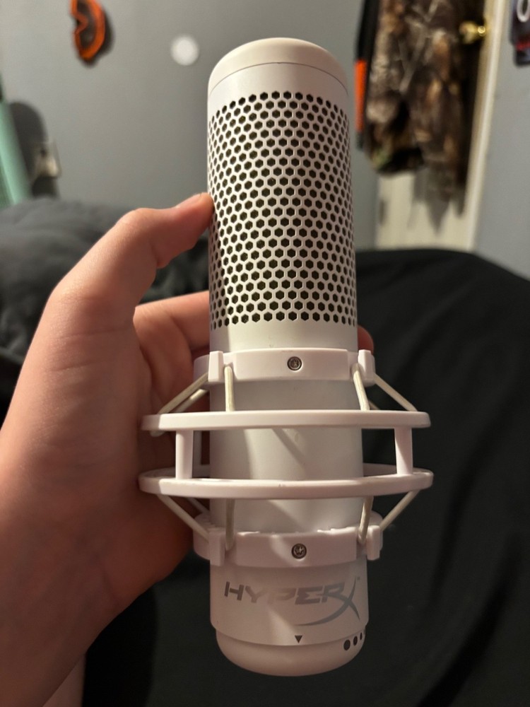 HyperX QuadCast S USB Microphone White-Grey with RGB Lighting pc ps4 ps5 Mac