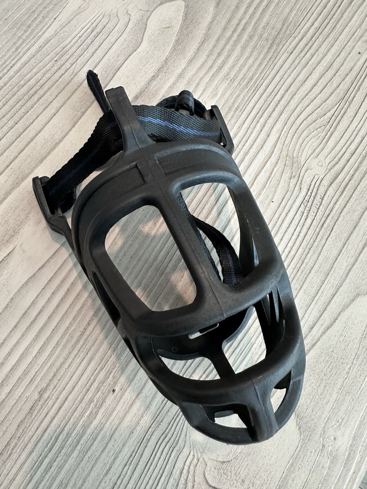 BARKLESS Dog Muzzle, Basket Muzzle Anti Biting Chewing Size 4
