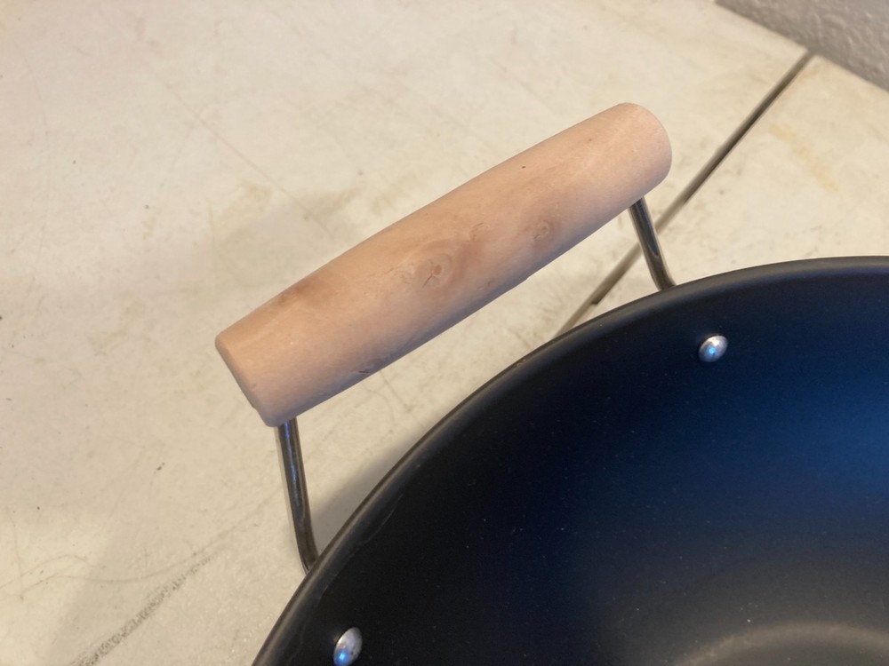Mainstays 13.75" Non-Stick Wok Pan