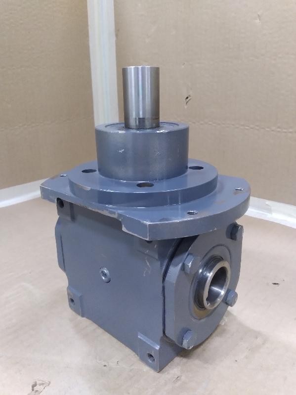 Paper Converting Machine 72597 Right Angle Gearbox 1:1 Ratio