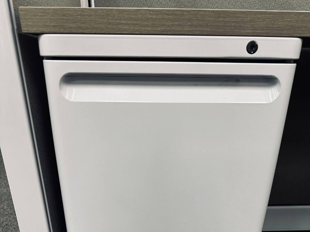 Herman Miller AO2 7x7 Refurbished Cubicles
