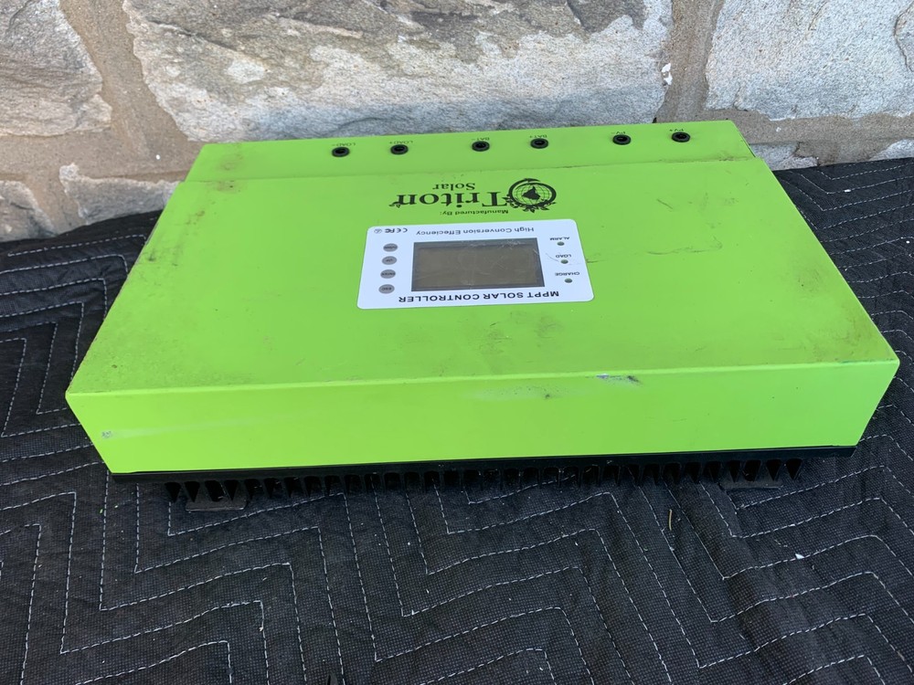 Triton MPPT Solar Controller High Conversion Effeciency UNTESTED AS IS
