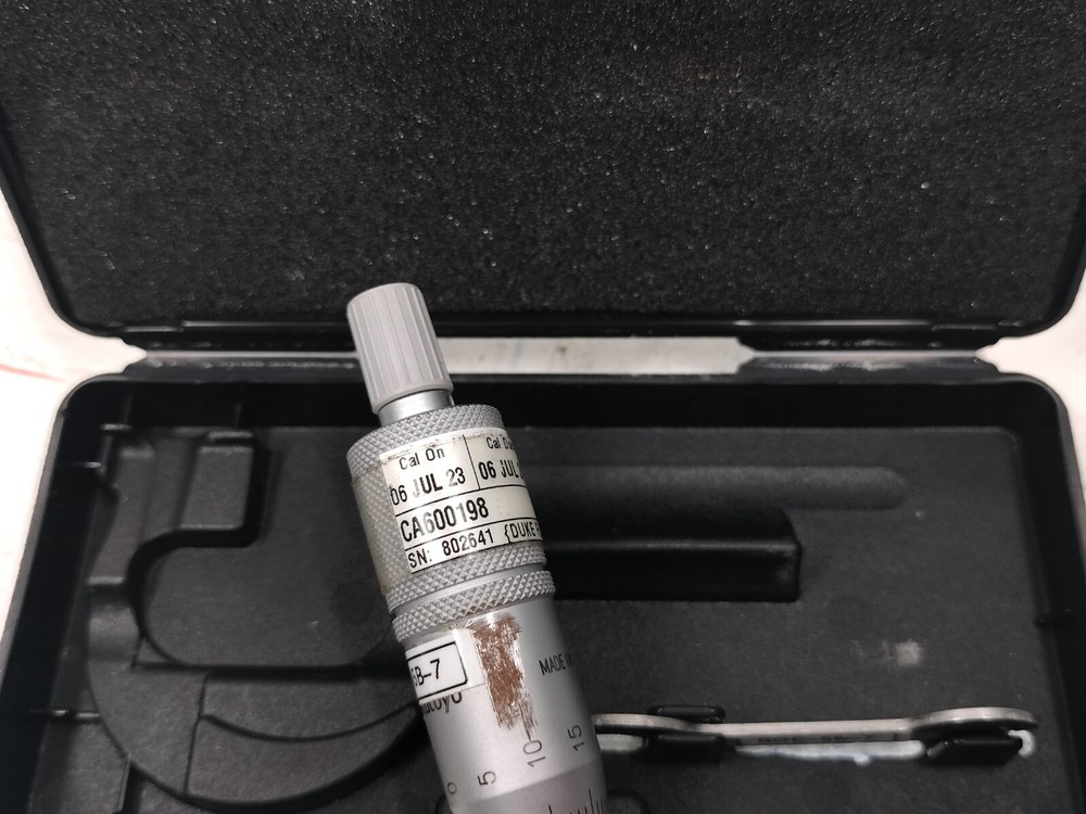 Mitutoyo 25-50mm Micrometer with Case