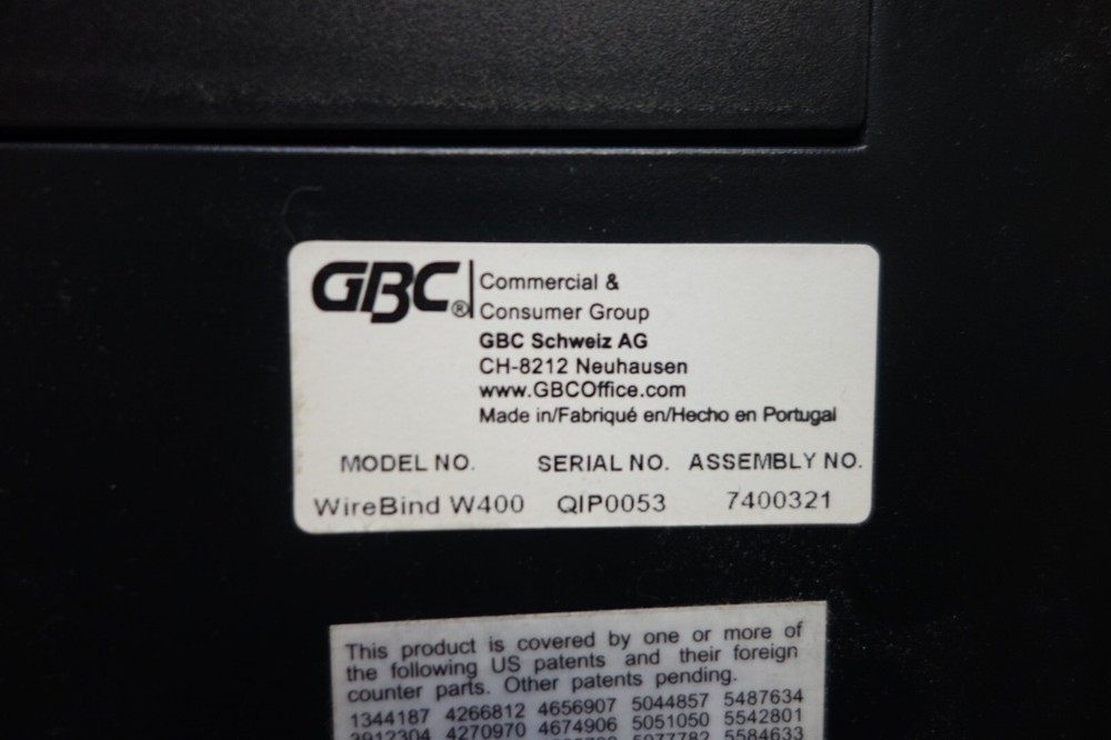 GBC Wirebind W400 Book Binding Machine