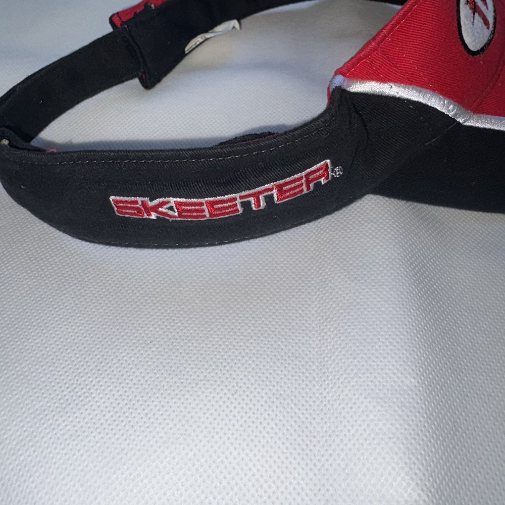Skeeter Performance Fishing Boat Visor Adjustable Size Strap Red