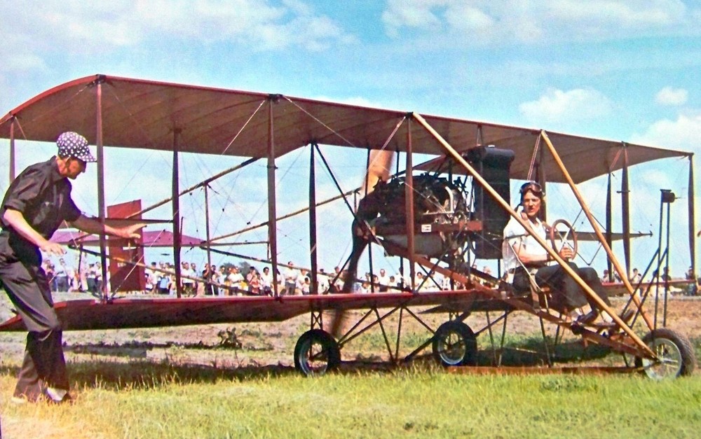 Air Trails CURTISS PUSHER PLANS + PATTERNS & ARTICLE for UC Model Airplane