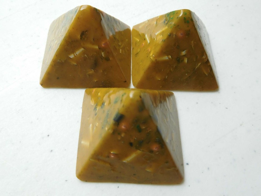 Yellow Sun Small Pyramids Positive Orgone