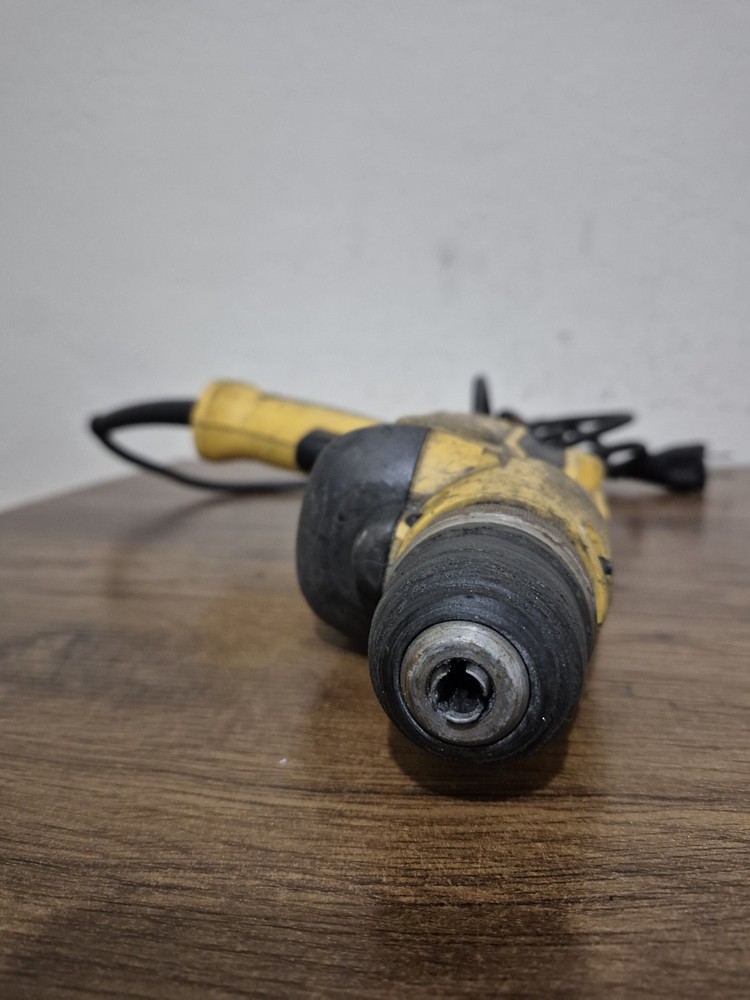 DeWALT DWD110 3/8 Corded VSR Drill