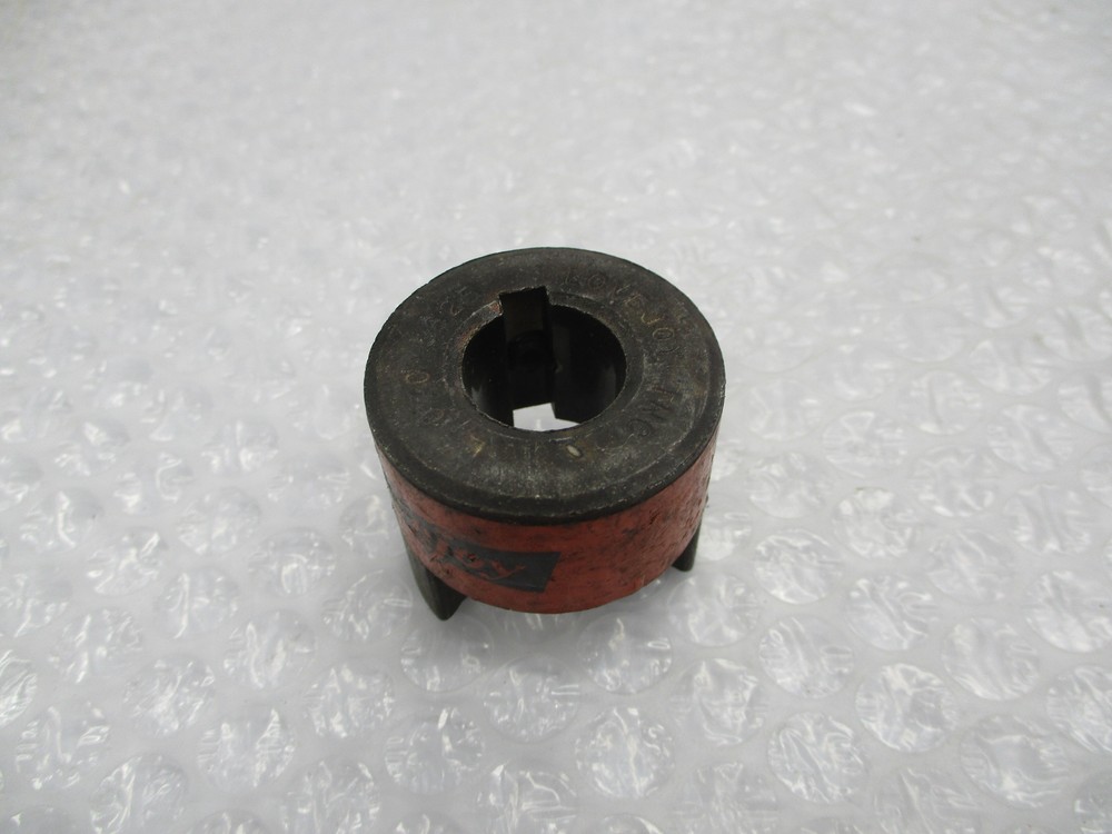 LOVEJOY L-070 .625 COUPLING UNMP