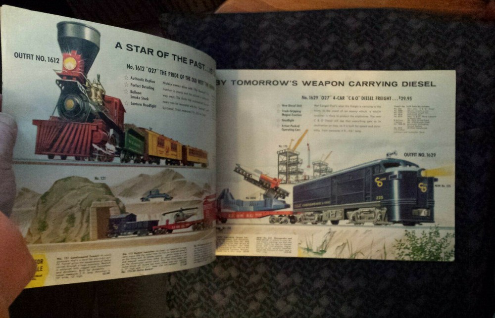 1960 LIONEL TRAINS CATALOG - missing cover
