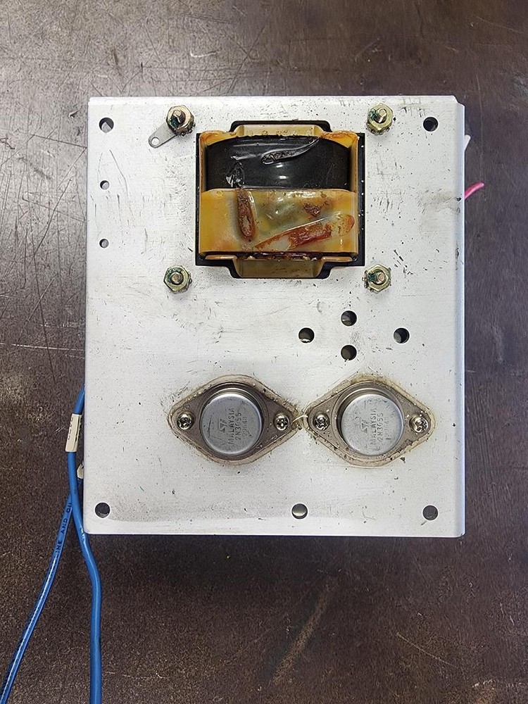 Sola Model: SLS-24-024 Regulated Power Supply -USED-