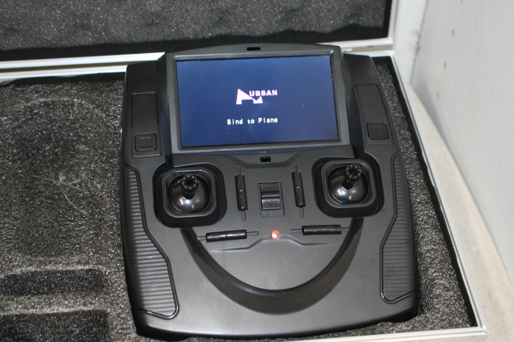 Hubsan H107D FPV X4 Mini RTF Quadcopter Drone with Extra Powers on -Untested