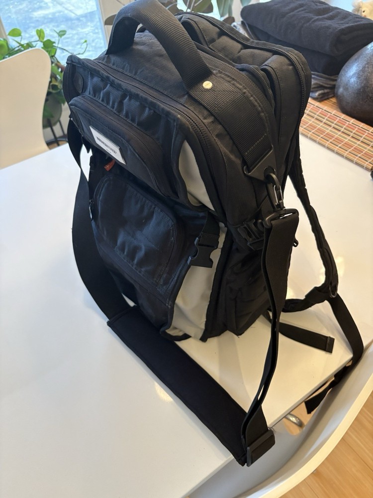 Mono Classic Flyby Backpack Black