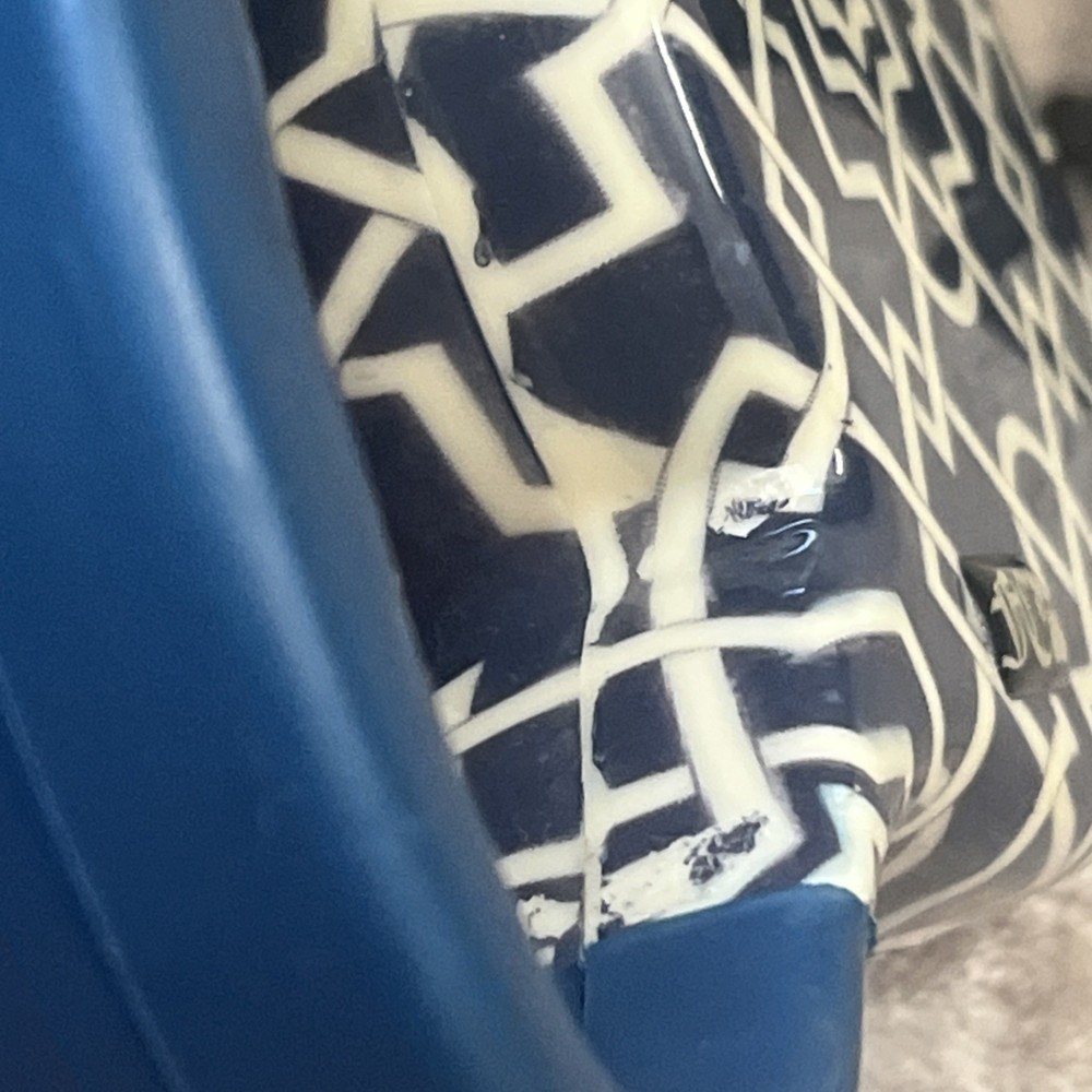 dog leash retractable blue and white geometric pattern with a trigger