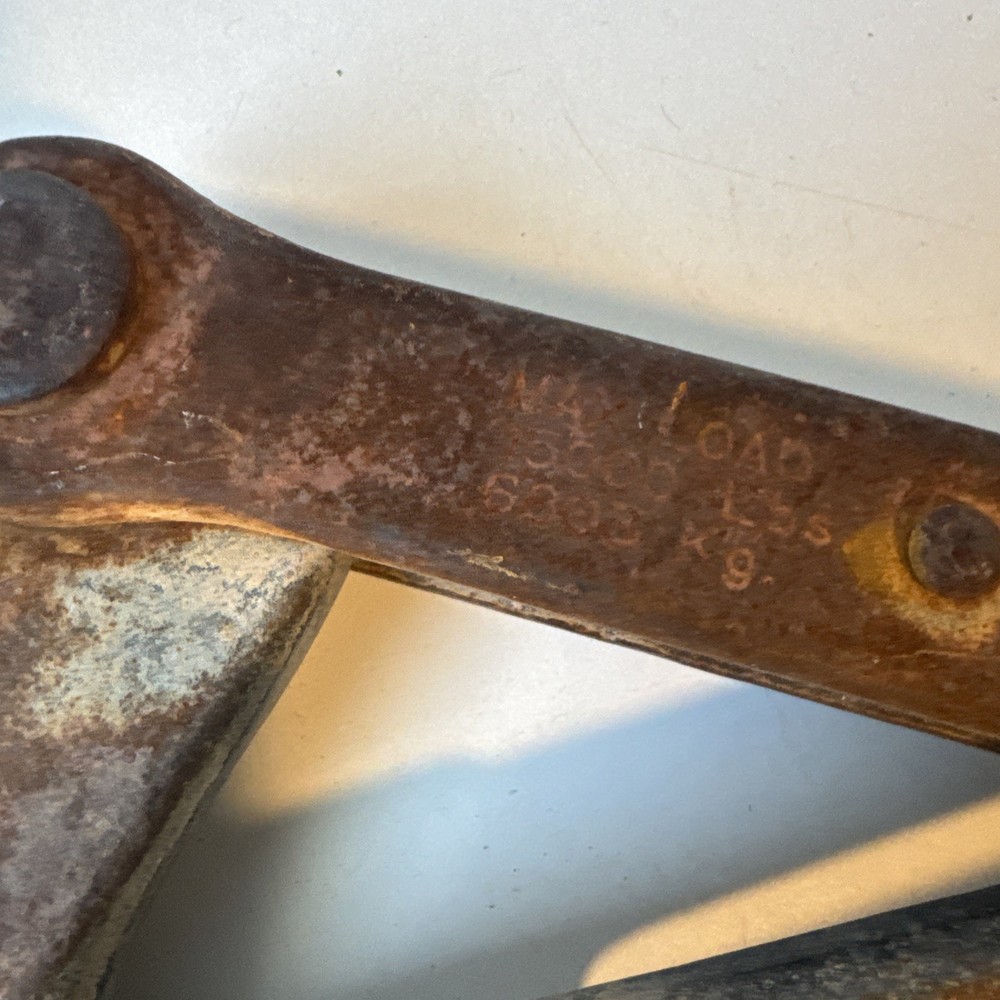Klein Tools 1628-18 Grip Wire Cable Puller .75 - 1.00 Diameter 15000 Lbs