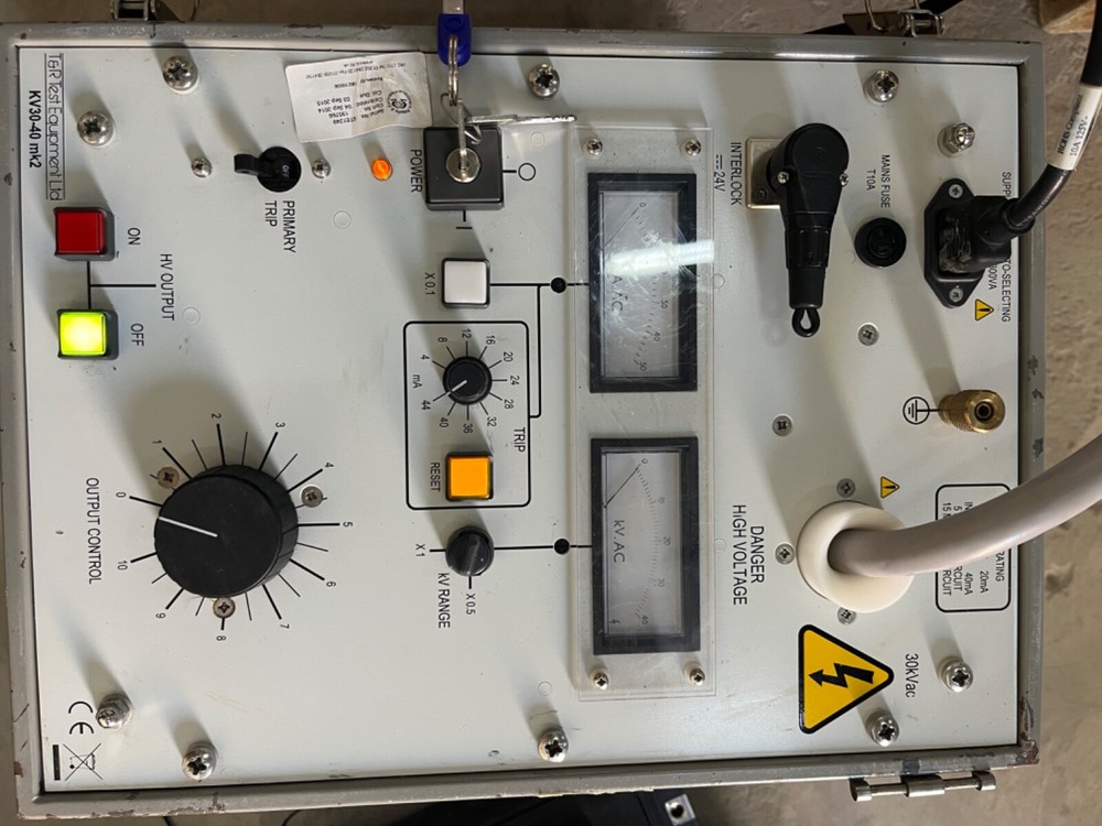 T&R Test Equipment KV30-40 MK2