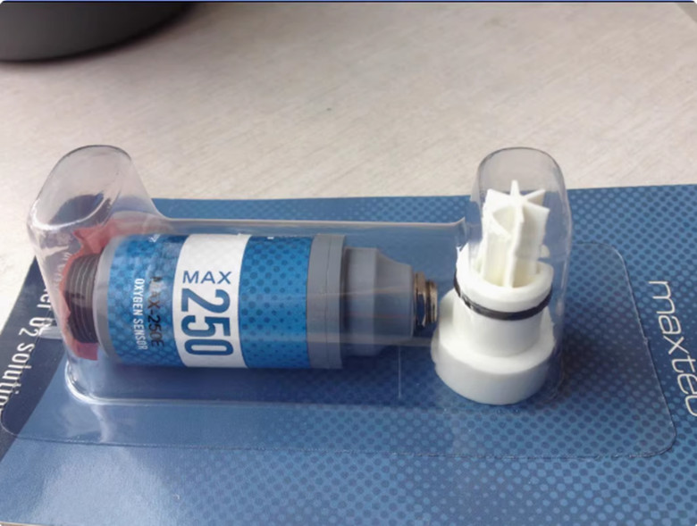 1pcs NEW Maxtec oxygen sensor MAX-250E