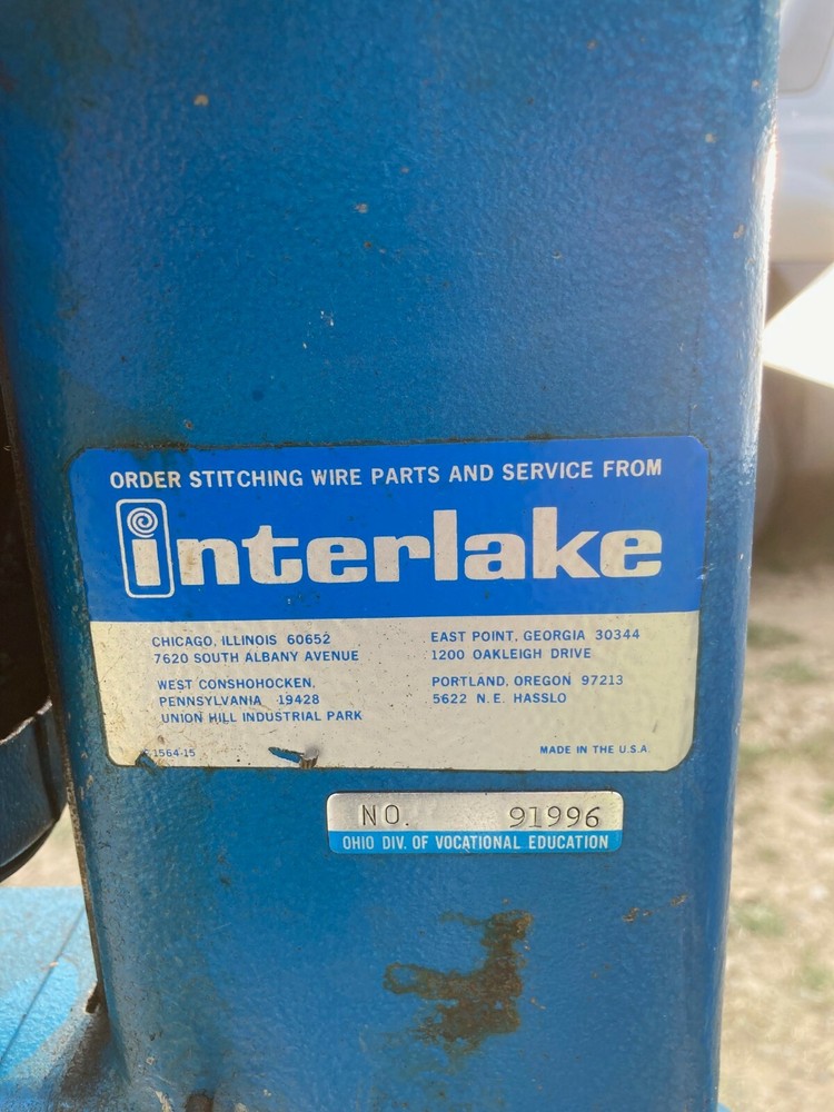 INTERLAKE STAPLER BINDER nice condition