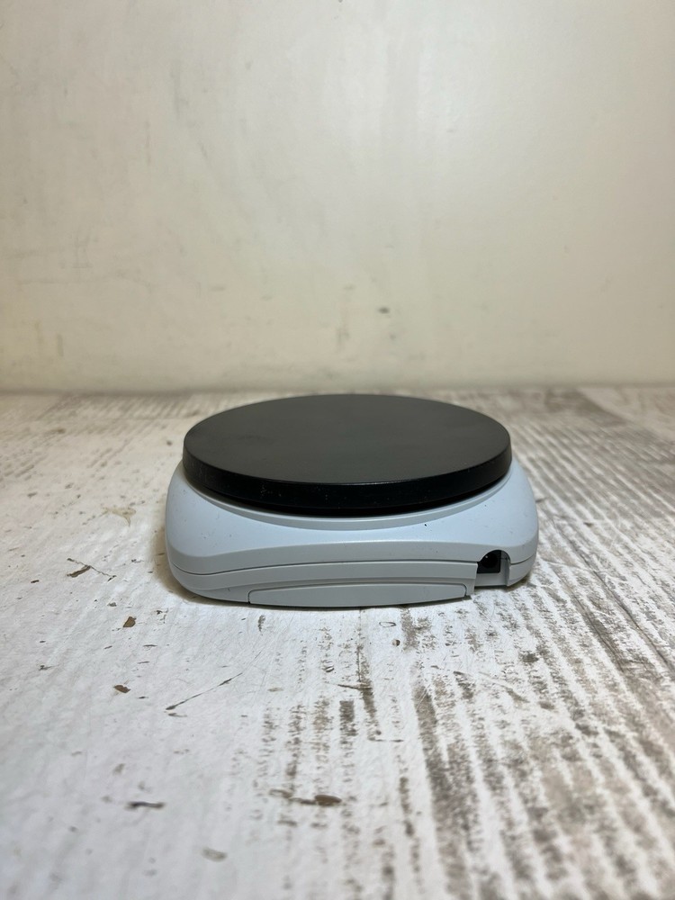 Ohaus CS2000 Compact Scale - 2000g CS Series Blue Tested Excellent Condition