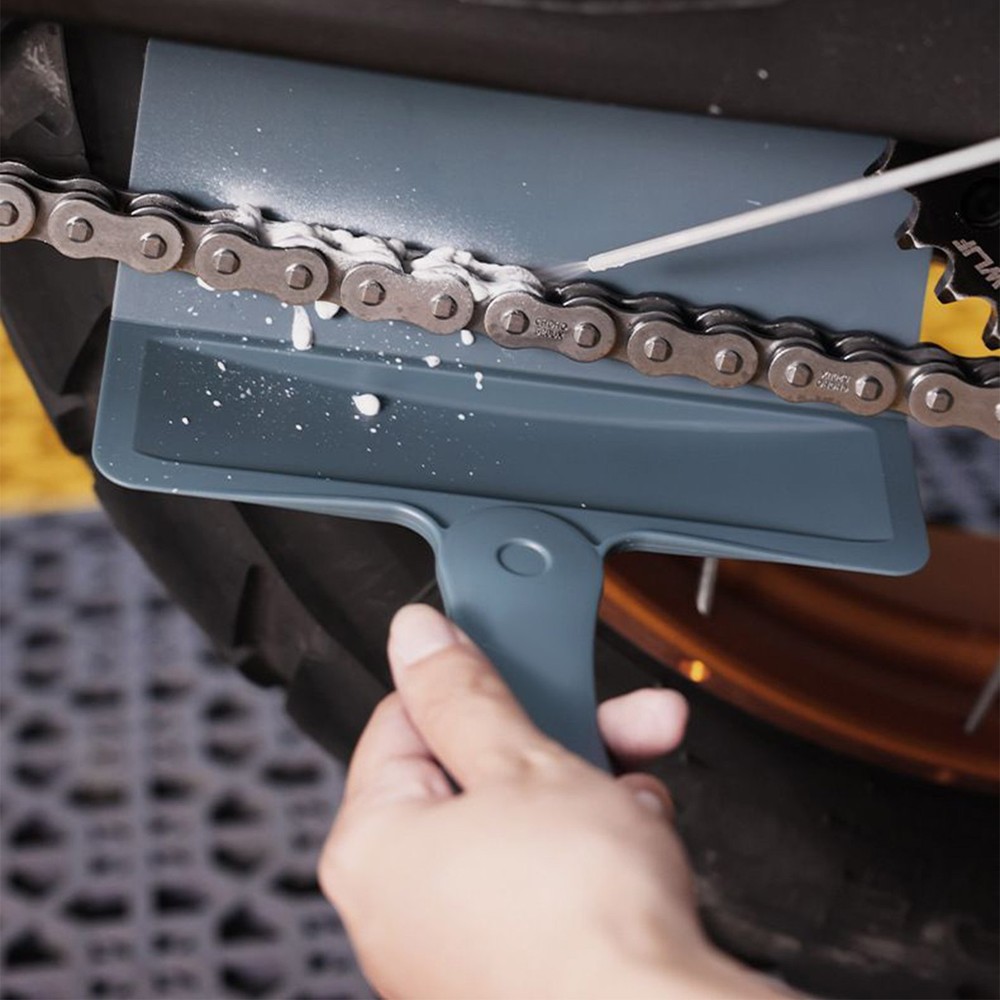 Chain Oiler Tool Motorcycle Chain Lube Applicator No Clutter Foldable