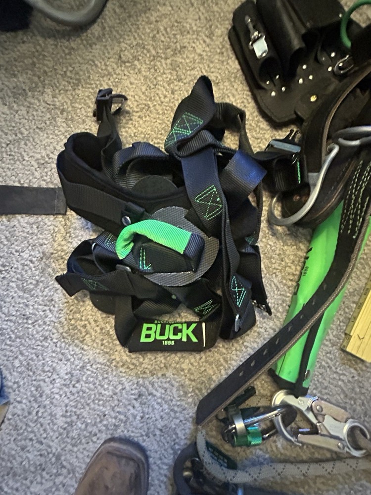Buckingham Belt And Gaffs, Comes With BuckSqueeze, secondary Belt, Tools, Ect