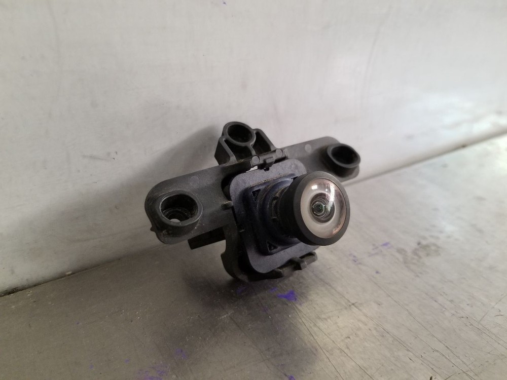 18 2018 CHRYSLER PACIFICA REAR VIEW CAMERA PROJECTOR