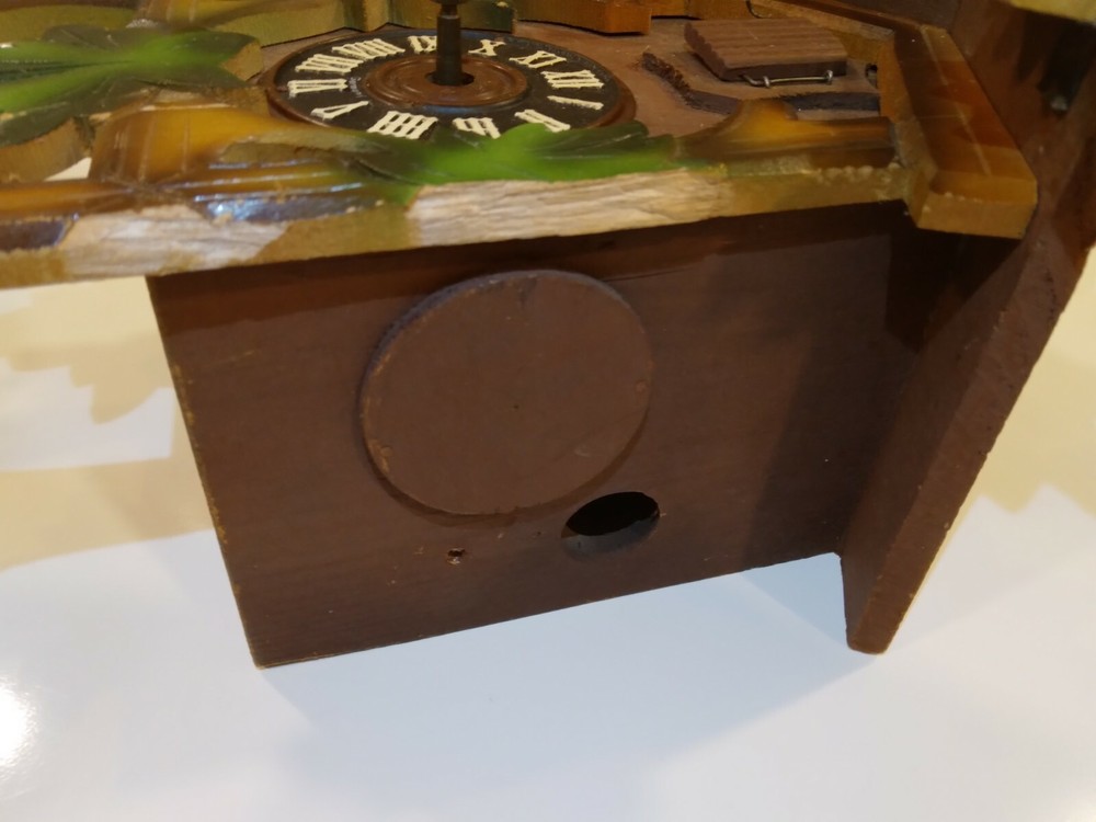 VINTAGE CUCKOO CLOCK WITH  E. SCHMECKENBECHER MOVEMENT