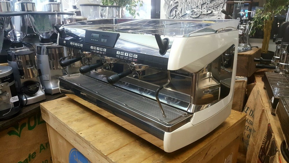 NUOVA SIMONELLI AURELIA II DIGIT 3 GROUP HIGH CUP WHITE ESPRESSO COFFEE MACHINE