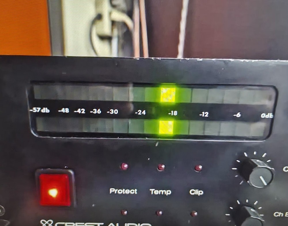 Crest Audio 4000 Power Amplifier