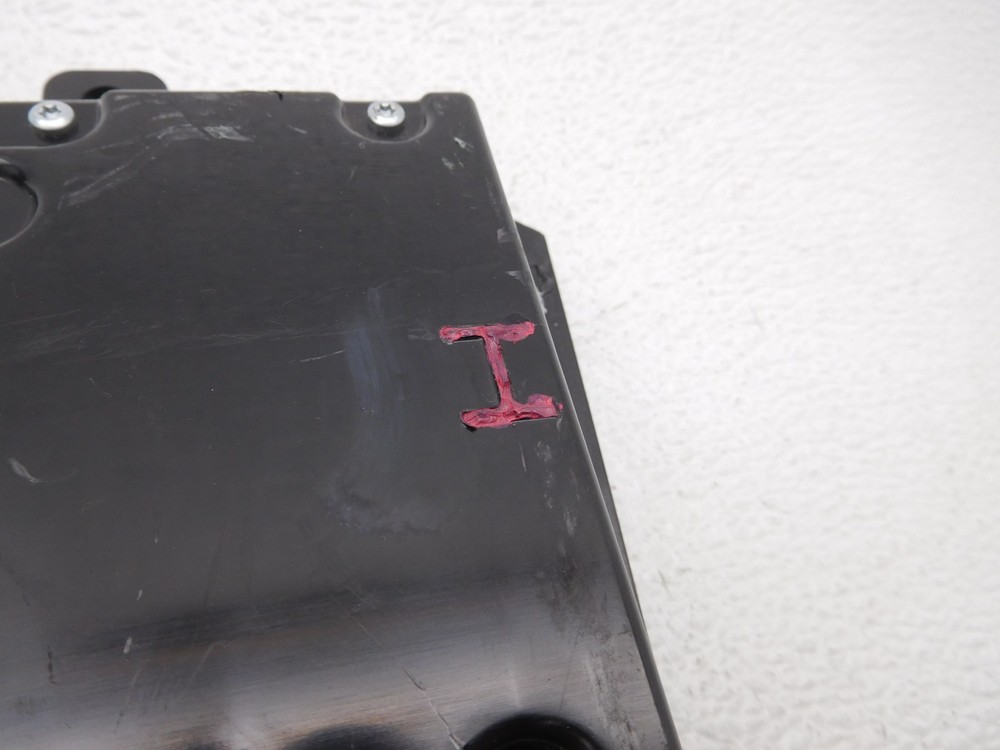 OEM Ford Mustang Radio Temp Control Panel Face Plate-Scuffs, Missing Clips